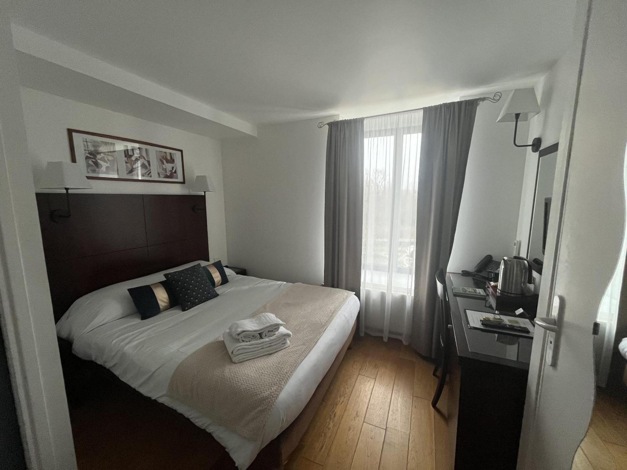 Logis Le Marronnier Hotel Buffon Стая снимка