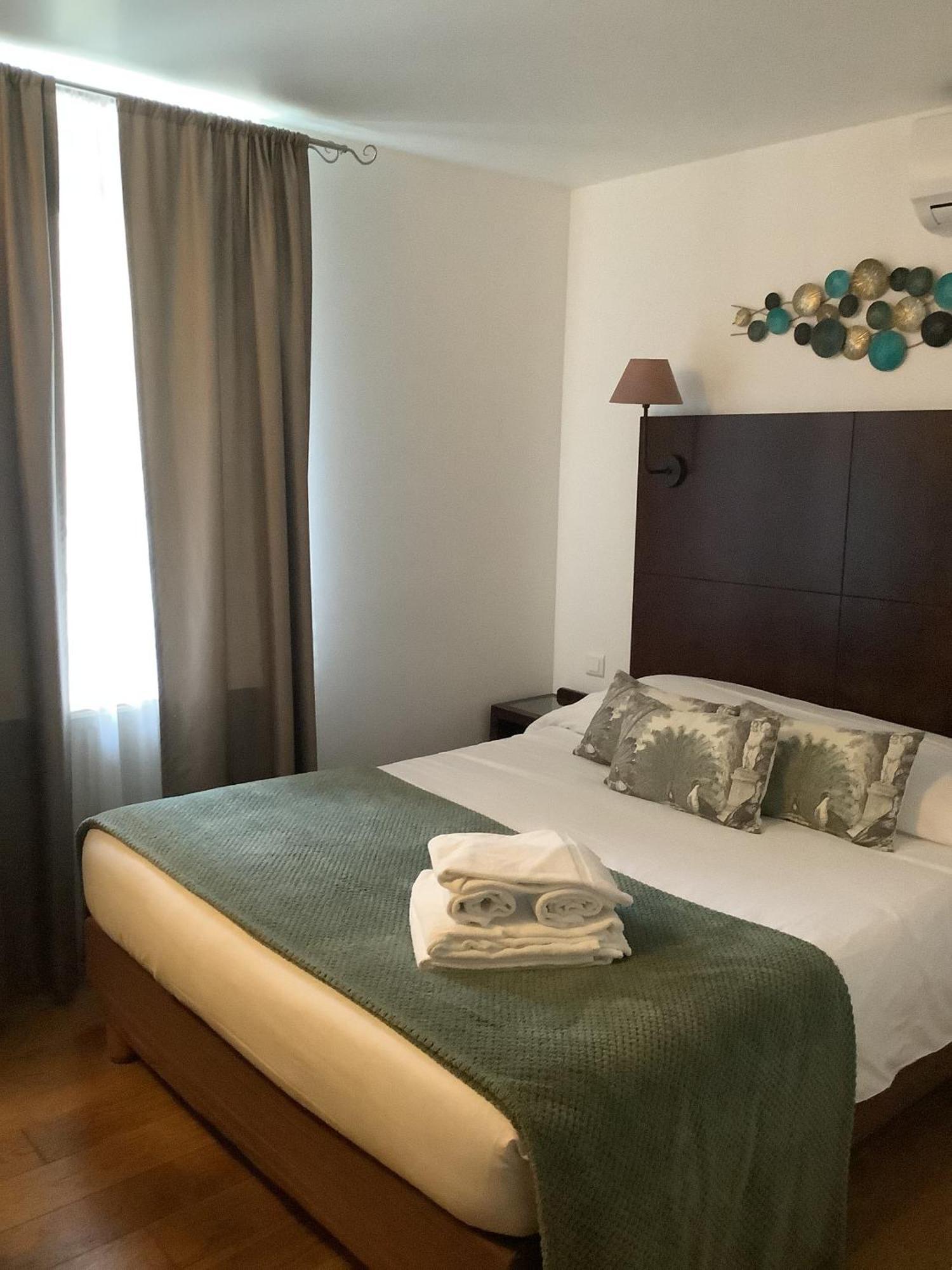 Logis Le Marronnier Hotel Buffon Стая снимка