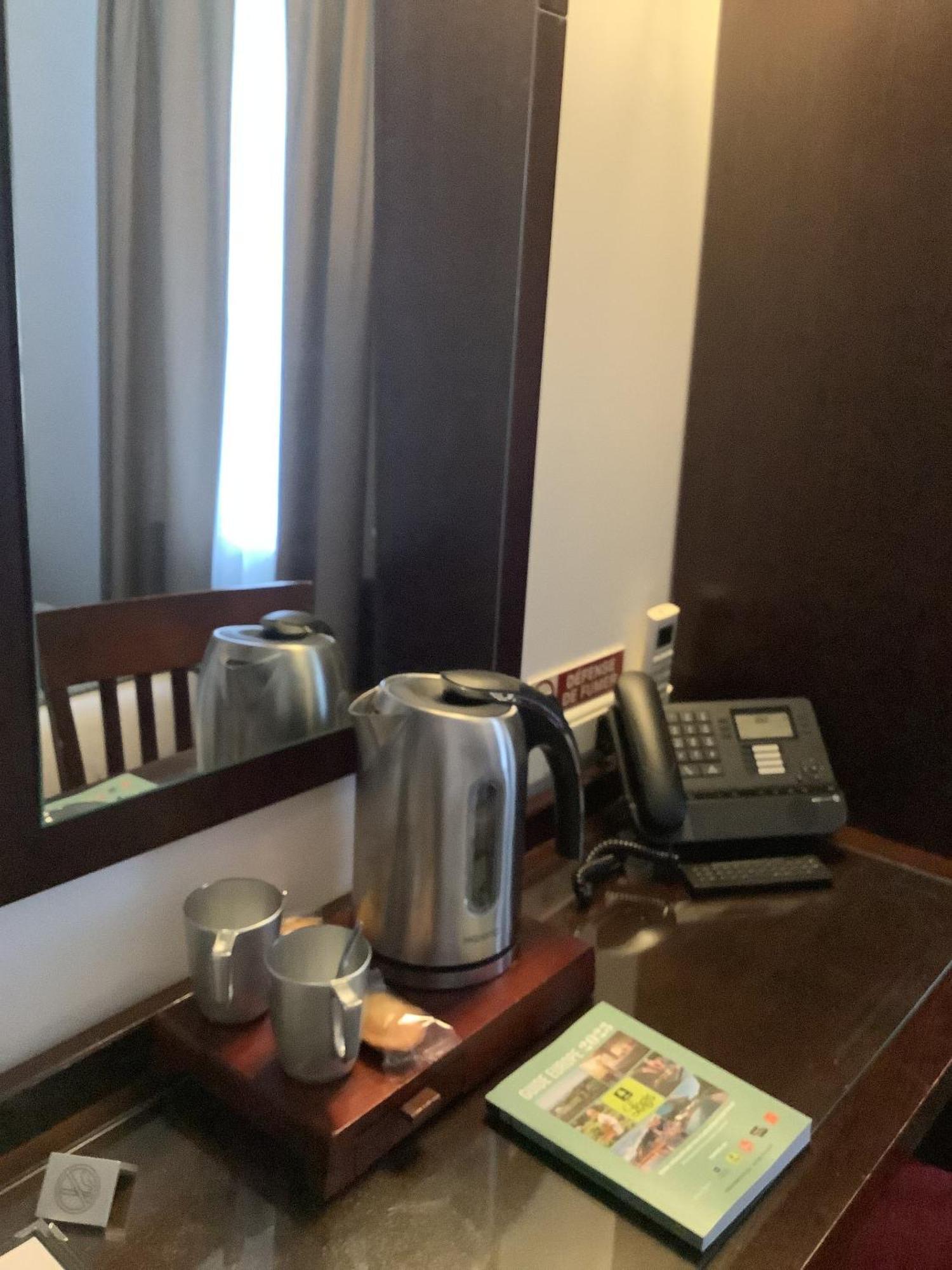Logis Le Marronnier Hotel Buffon Стая снимка